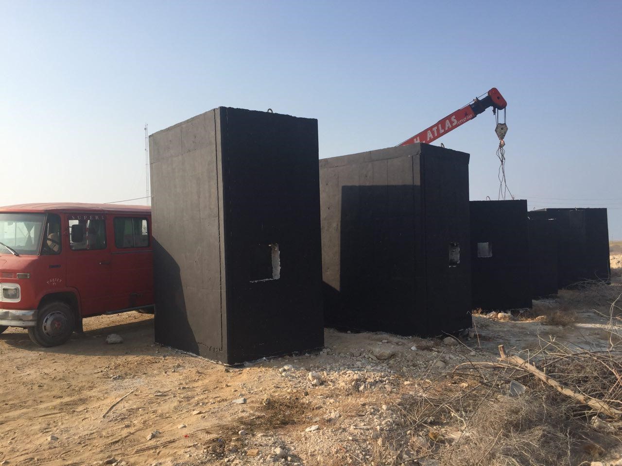 ساخت و نصب 375 عدد  Valve Pits & Manholes